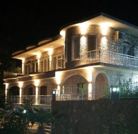 مبيت وإفطار Hyka Stone House شكودر المظهر الخارجي الصورة