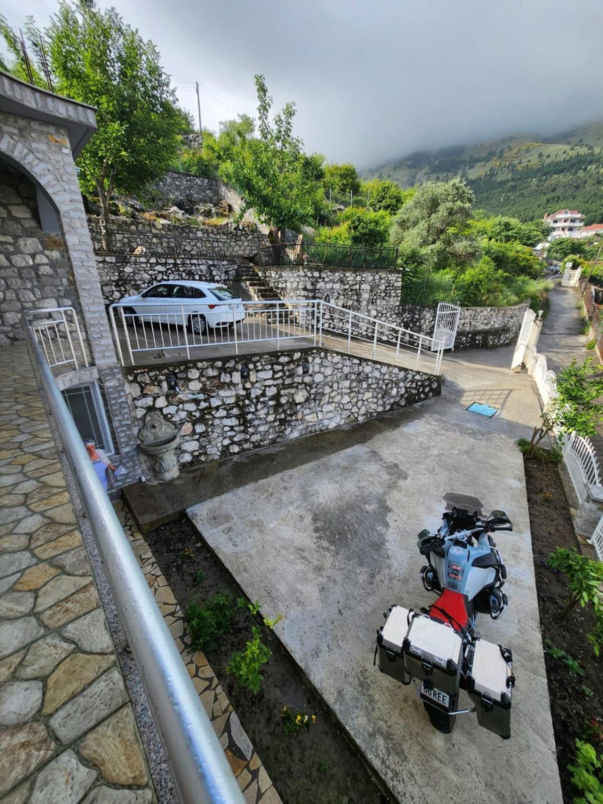 مبيت وإفطار Hyka Stone House شكودر المظهر الخارجي الصورة